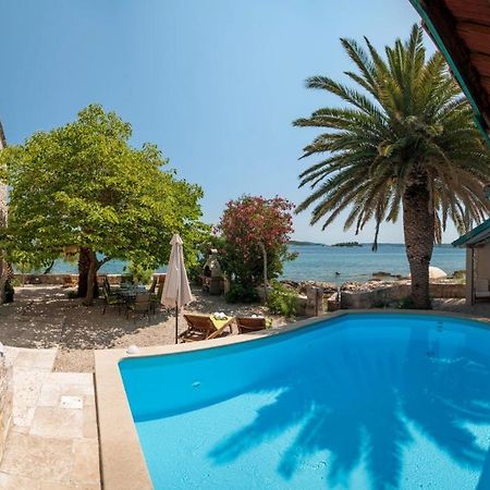 Luxury Beachfront Villa Mare With Private Pool At The Beach Orebic - Peljesac エクステリア 写真