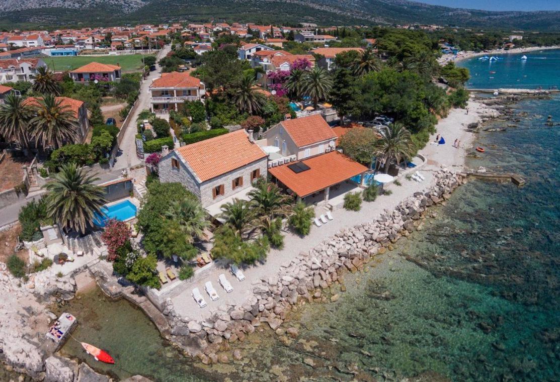 Luxury Beachfront Villa Mare With Private Pool At The Beach Orebic - Peljesac エクステリア 写真