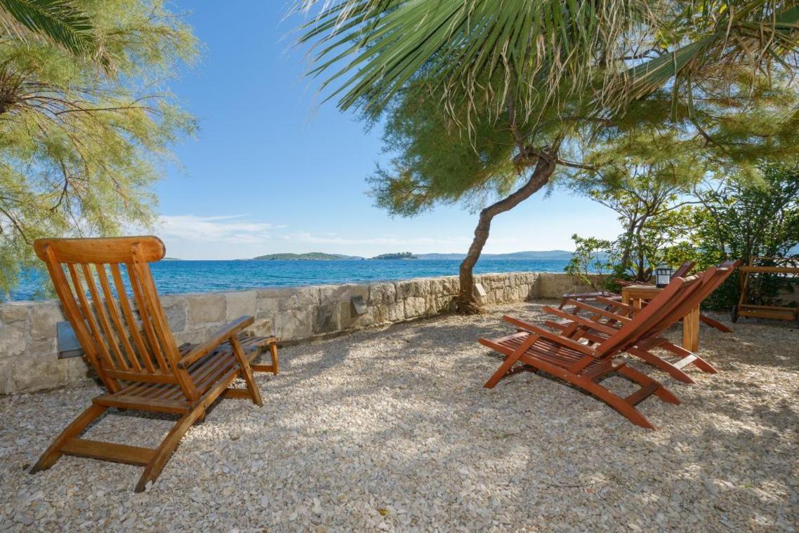 Luxury Beachfront Villa Mare With Private Pool At The Beach Orebic - Peljesac エクステリア 写真